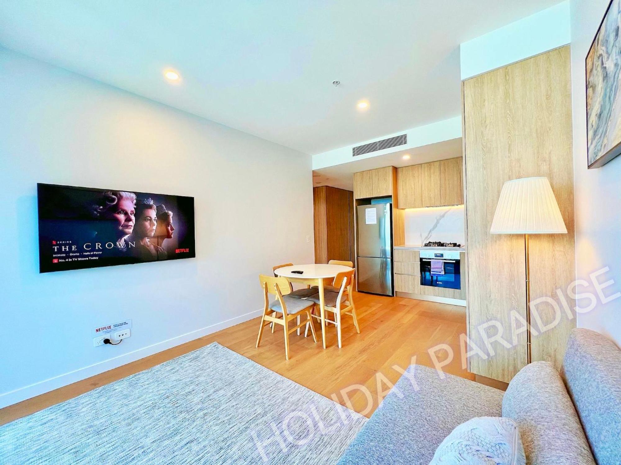 Luxury S Casino Residences Broadbeach - Holiday Paradise غولد كوست الغرفة الصورة