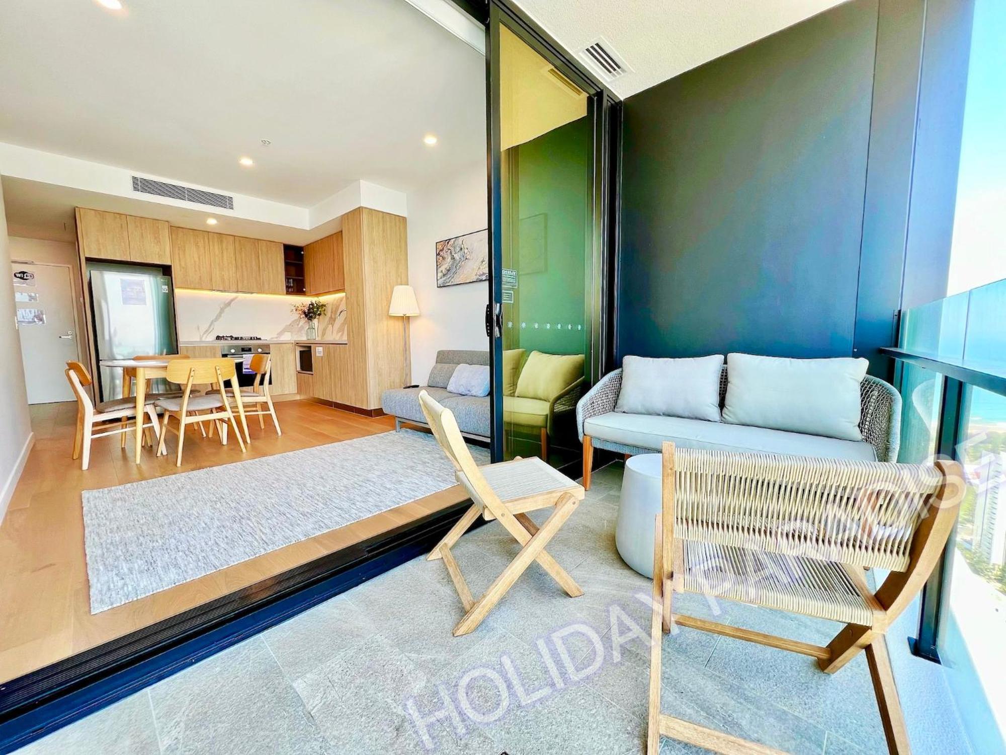 Luxury S Casino Residences Broadbeach - Holiday Paradise غولد كوست الغرفة الصورة