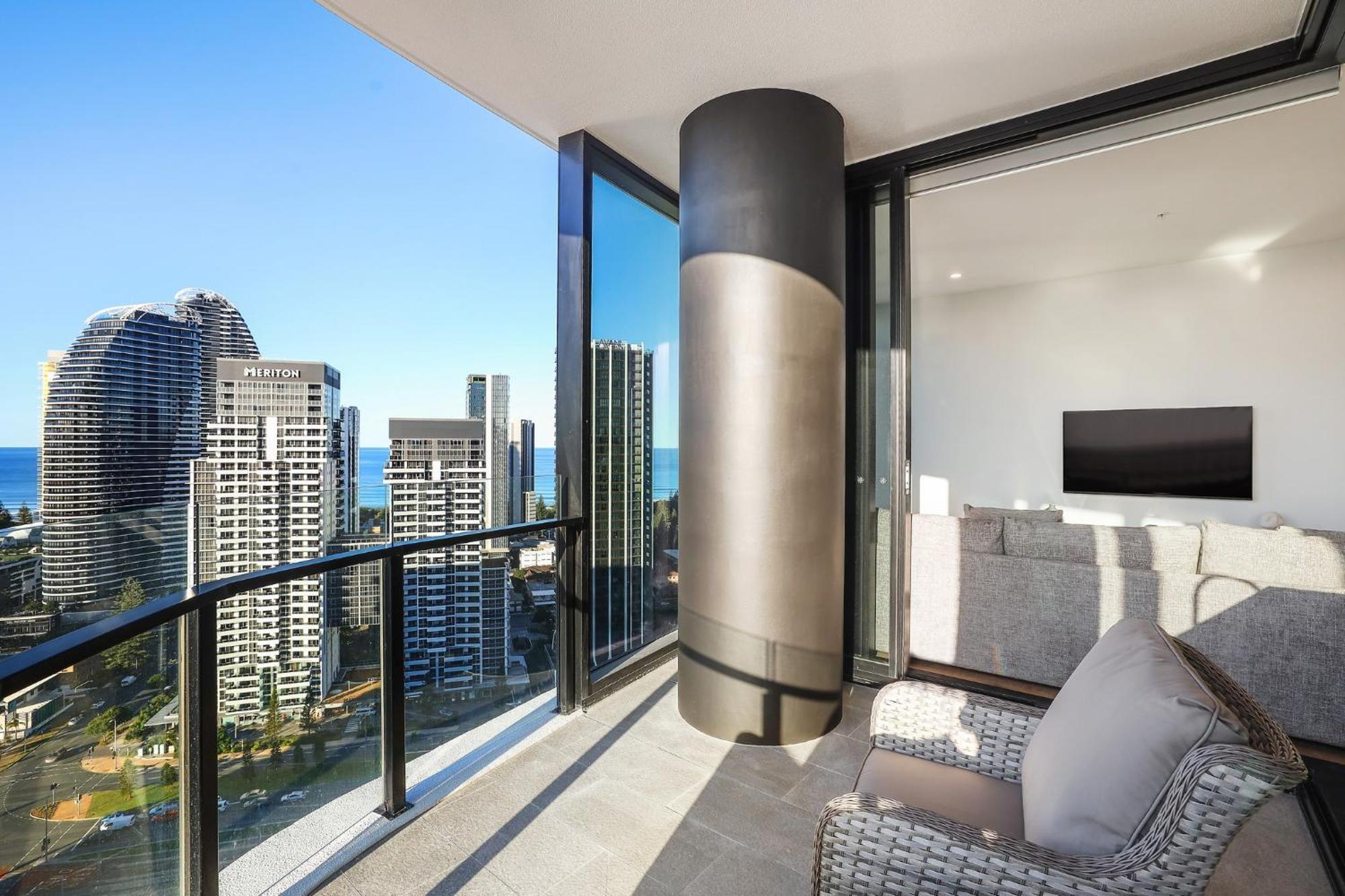 Luxury S Casino Residences Broadbeach - Holiday Paradise غولد كوست الغرفة الصورة