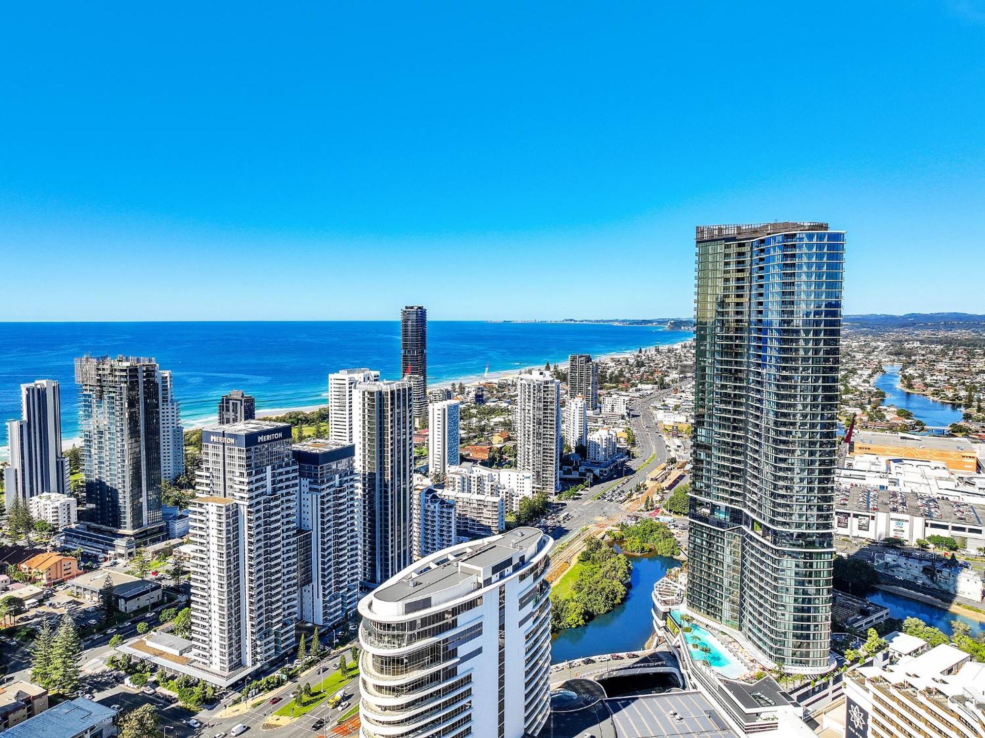 Luxury S Casino Residences Broadbeach - Holiday Paradise غولد كوست المظهر الخارجي الصورة